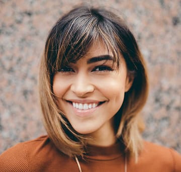 teeth-modeling presson veneers